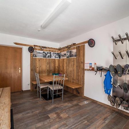 Ferienwohnung Haus Fliri Melago ภายนอก รูปภาพ