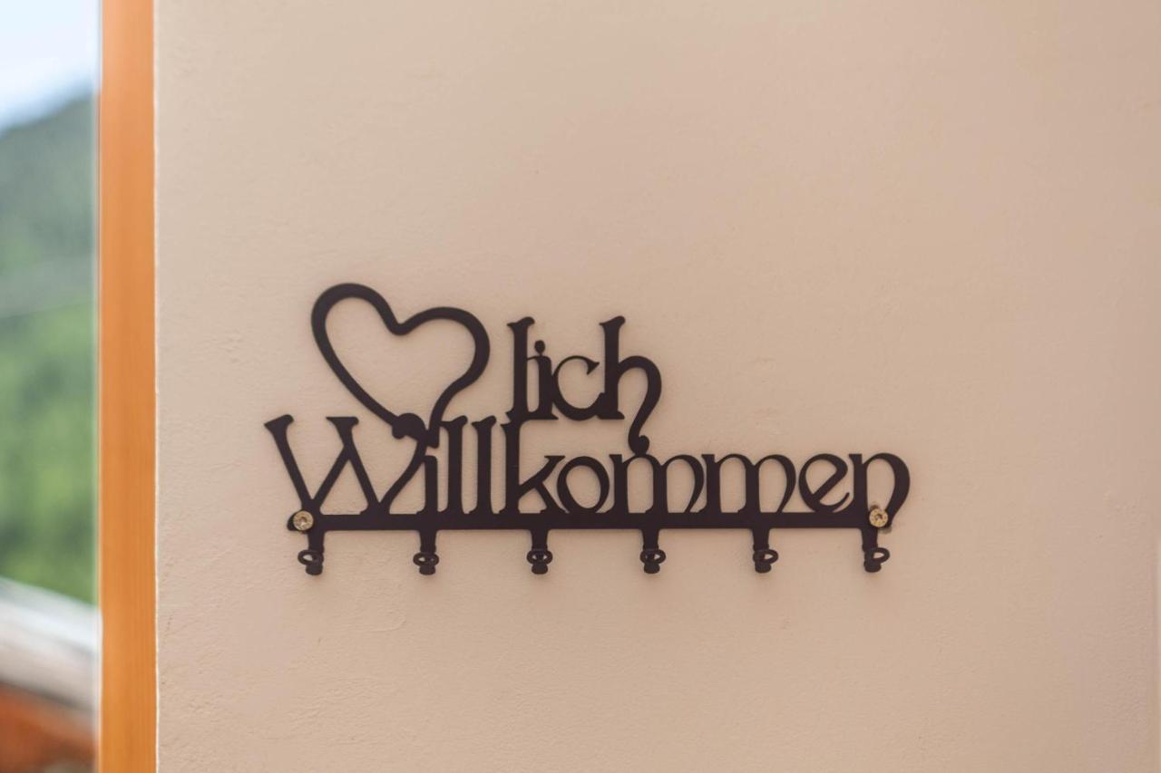 Ferienwohnung Haus Fliri Melago ภายนอก รูปภาพ