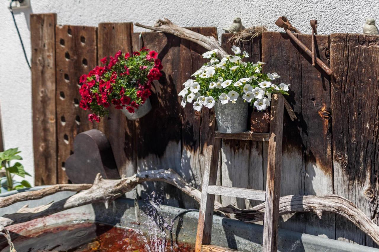 Ferienwohnung Haus Fliri Melago ภายนอก รูปภาพ